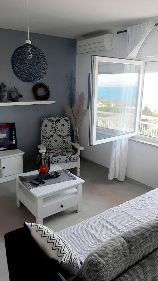 Nina Seaview Apartment Novi Vinodolski Bagian luar foto